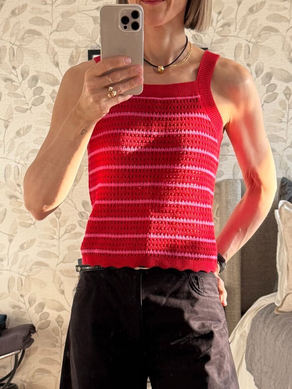 GAP KIDS CROCHET TANK TOP SIZE XXL (FITS LIKE WOMEN'S XS)